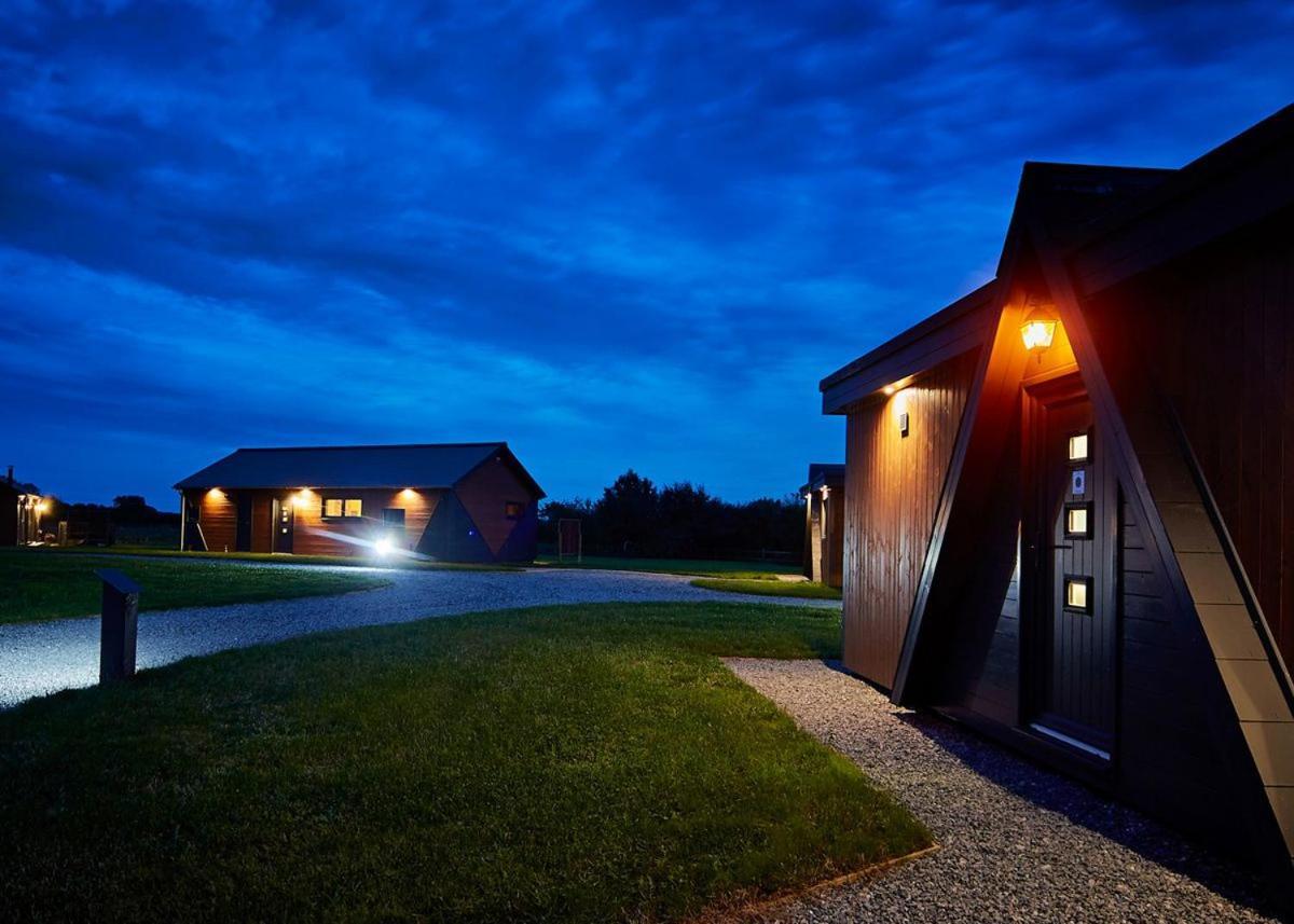 North Star Sanctum Hotel Garton Buitenkant foto