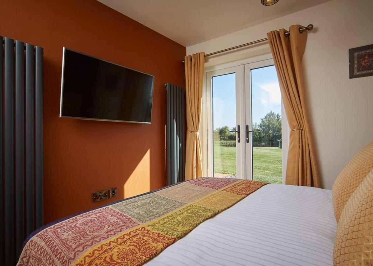 North Star Sanctum Hotel Garton Buitenkant foto