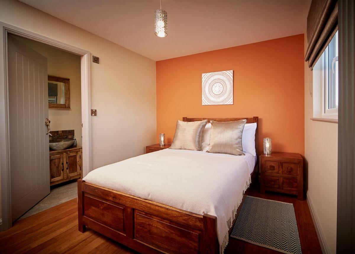 North Star Sanctum Hotel Garton Buitenkant foto